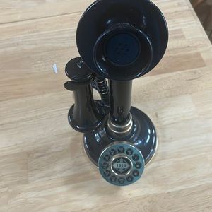 Thomas collectors edition phone  #3962